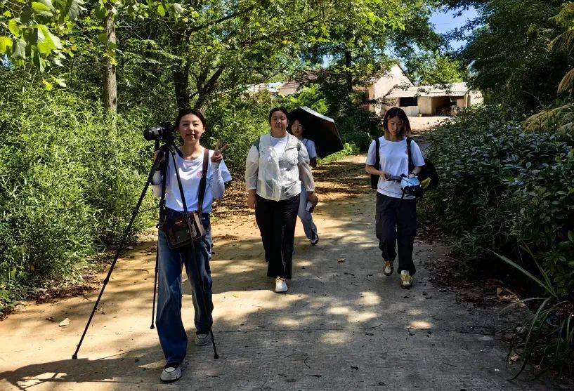 村里新来的年轻人⑤｜许开云体育官网汉英：29年从家乡来回家乡去(图6)