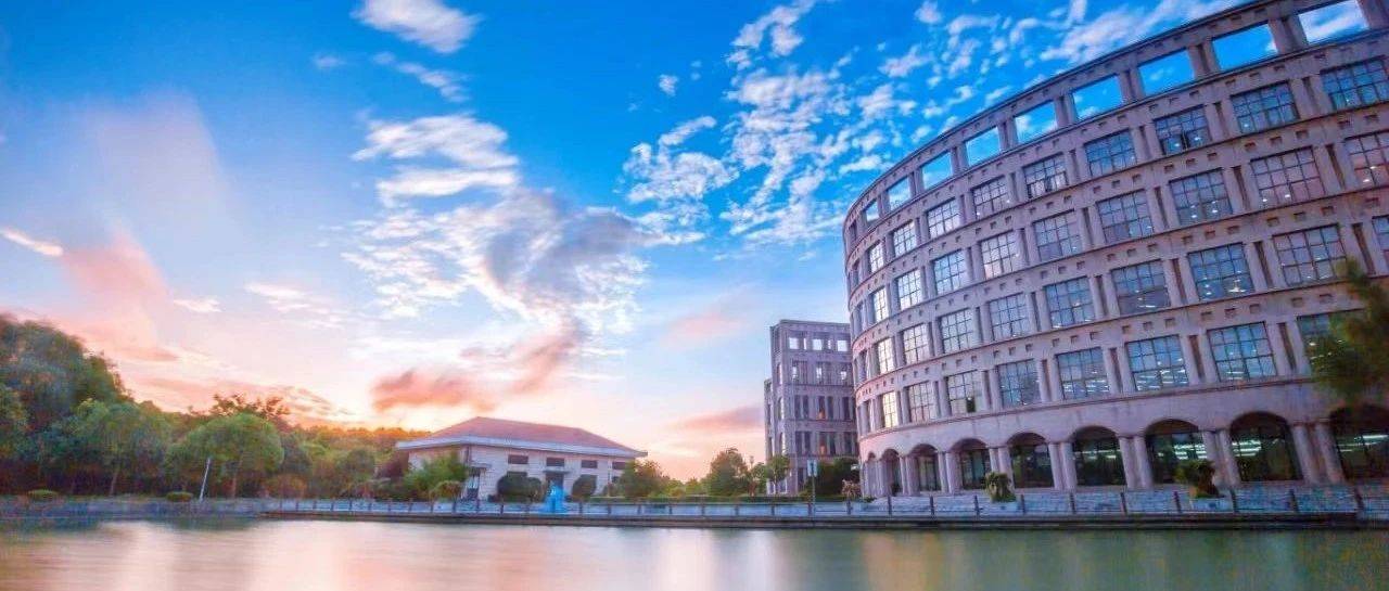 2025，一起AI+！_数智_学科_发展能力