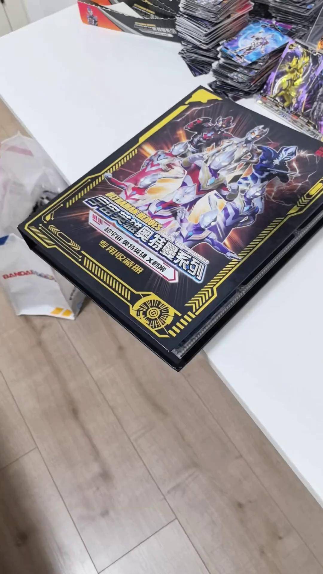 亚刻奥特曼的绿gp没中,不过中了张wcr 卡游 奥特曼卡片