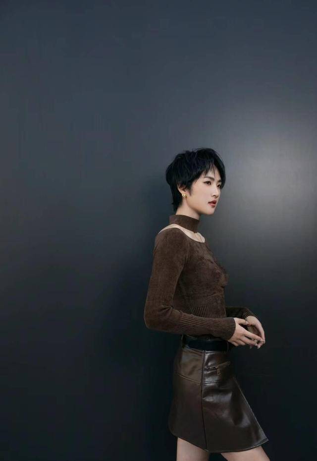 看到7年亏32亿的富家女才明白:任正非让姚安娜进娱乐圈的苦心! 看到7年亏32亿的富家女才明白:任正非让姚安娜进娱乐圈的苦心!