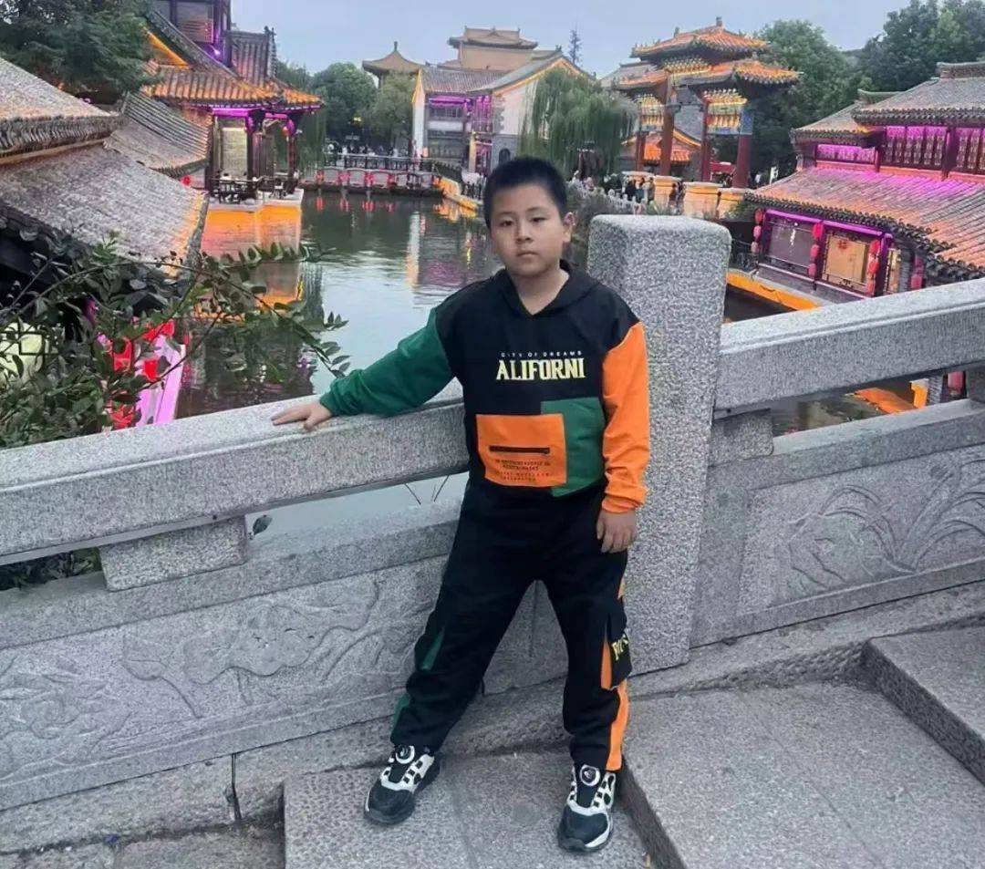 到了大自然的奇妙，生命力的神奇。我和神笔马良过一天四年级2班 张智博