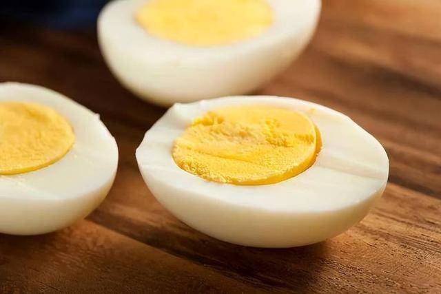健康食物并非适合所有老人：蛋黄、低脂酸奶等的真相