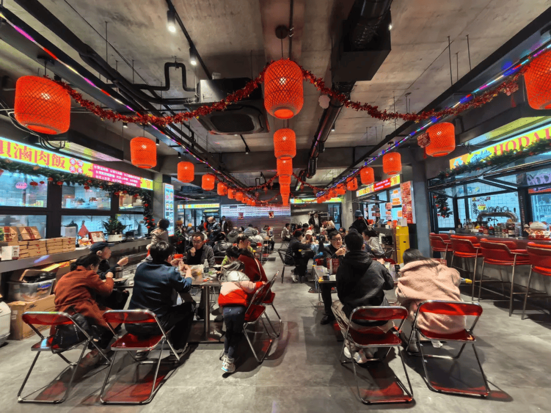 美食圩市“贵宝地”漳州古城的“正港”台湾味和地道的漳州小吃雷火竞技下载(图1)