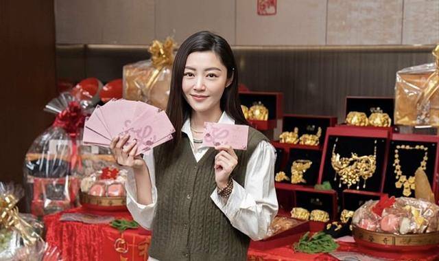 威斯尼斯官网恭喜香港知名女星晒高颜值婚纱照即将和未婚夫在星级酒店结婚(图5)