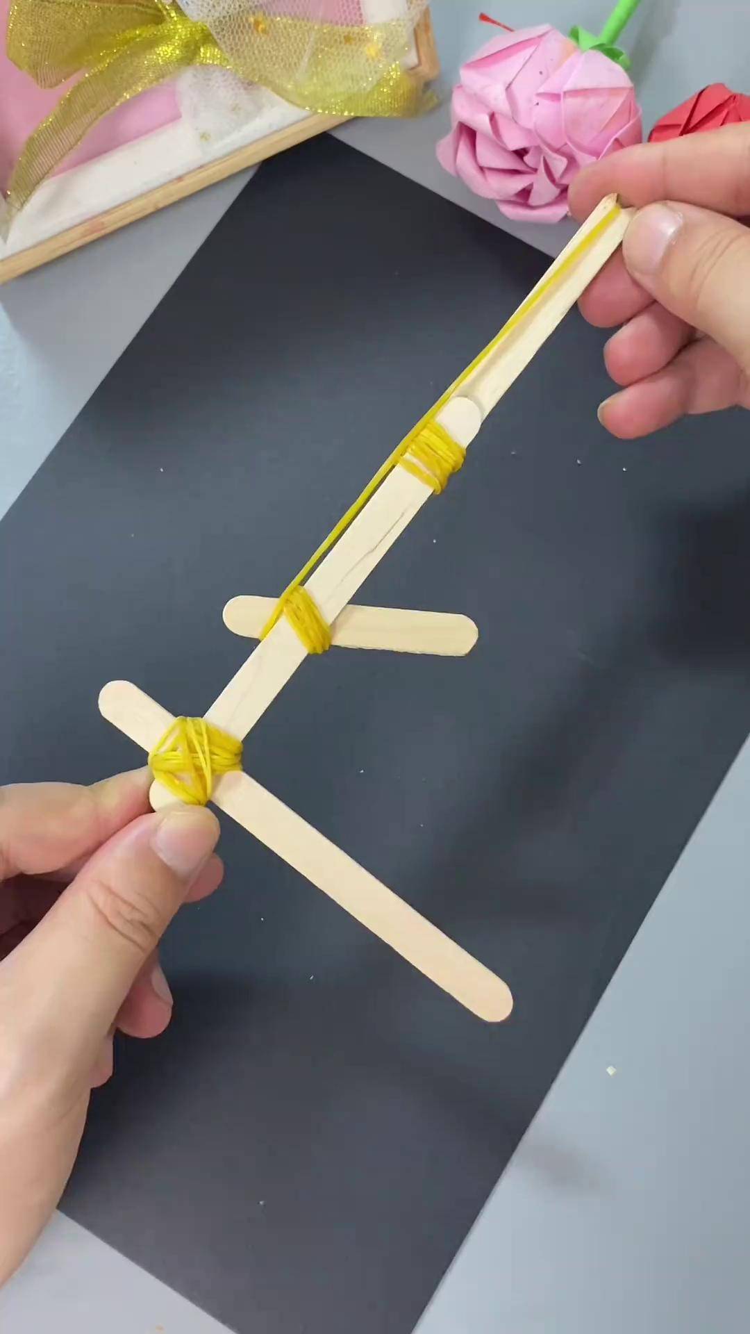 吃完的雪糕棍不要扔,和孩子来做好玩的自制玩具手工吧亲子手工 幼儿