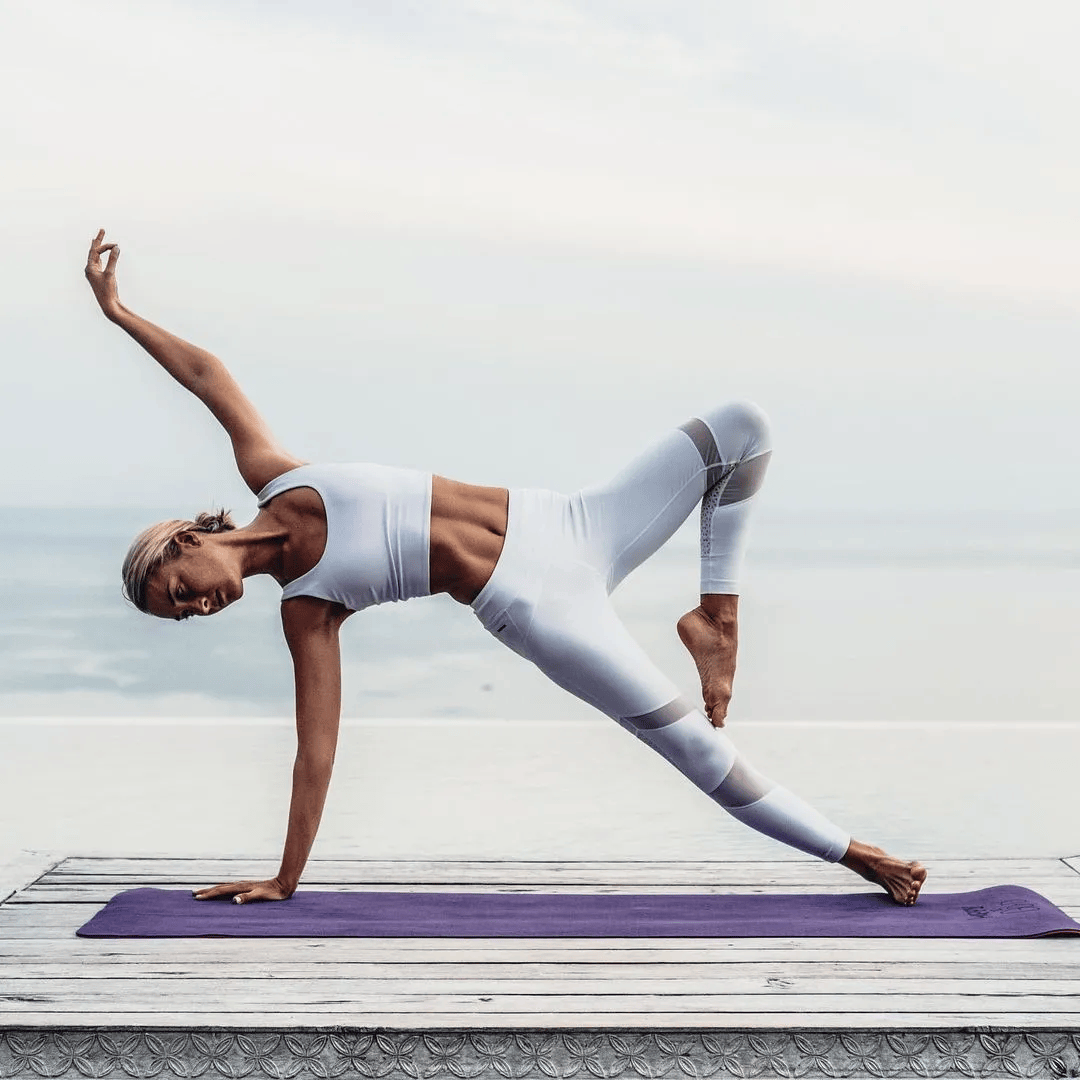 这套高强度 "减脂瘦腰" 流瑜伽赶紧练起来!