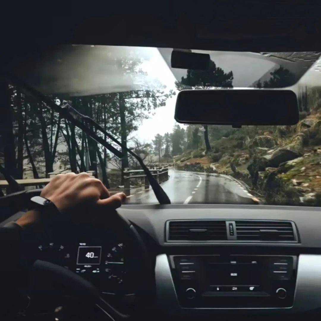 成熟男人氛围头像