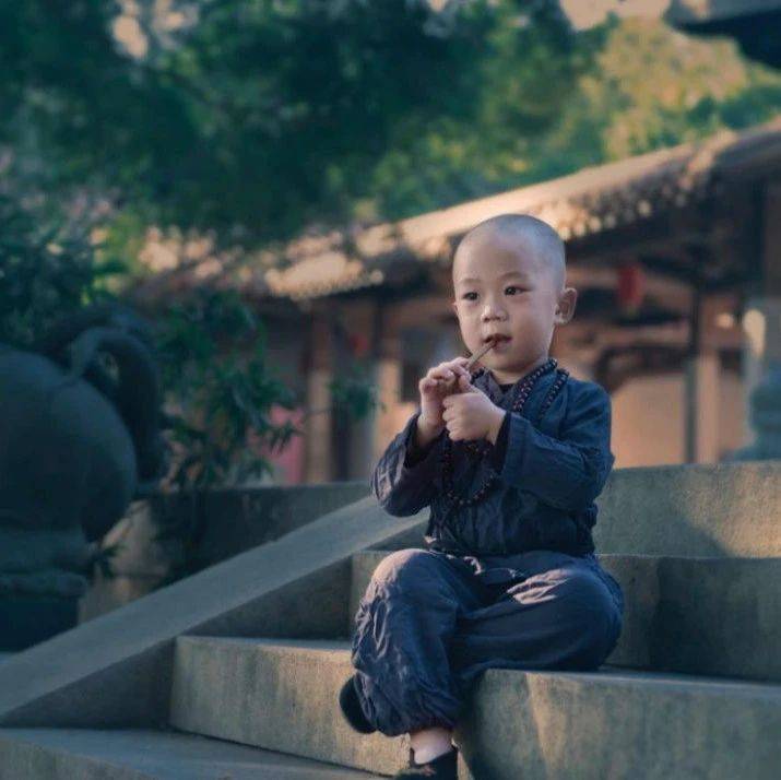 人最大的教养,不是礼貌,不是客气,而是......_为人_一个人_修养
