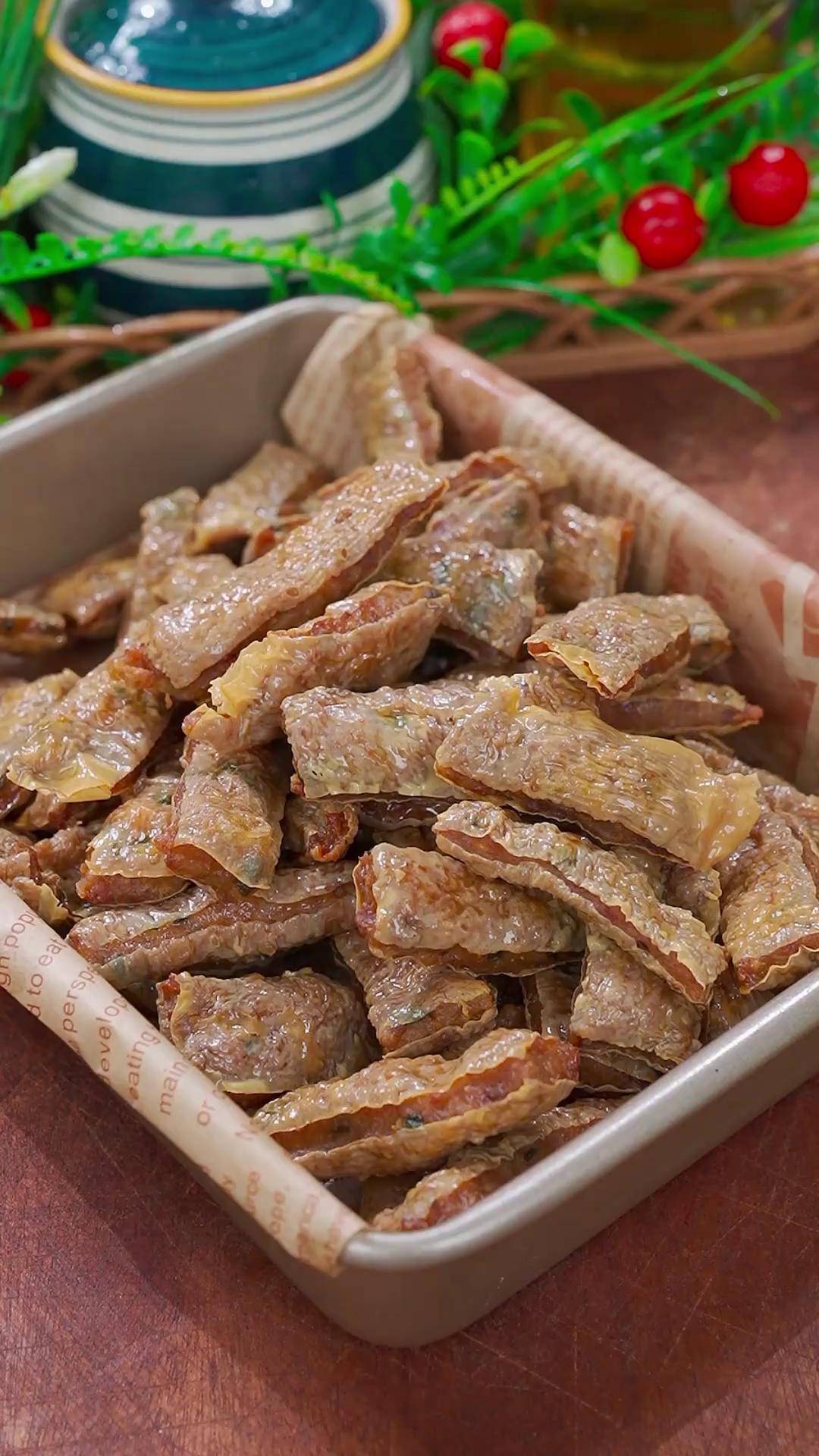 北京有名的小吃炸松肉,这样做才地道好吃,外酥里嫩
