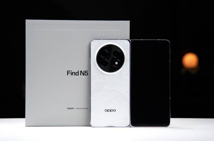 OPPO Find N5探索轻薄折叠天花板，完美取代直板机型！