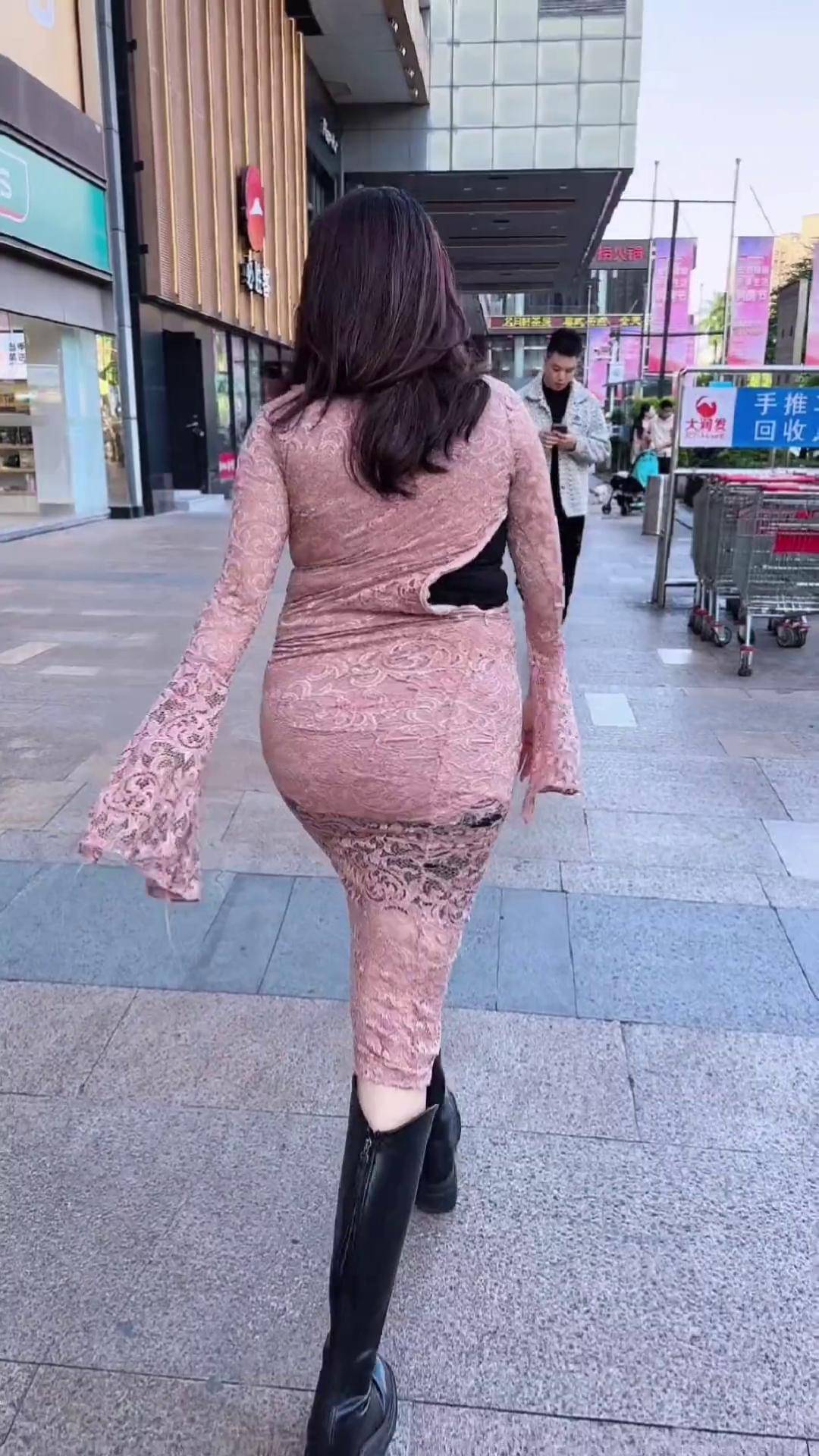 哇塞 胖女生很难拒绝这么一条显瘦又保暖的裤子呀大码女装 大码搭配