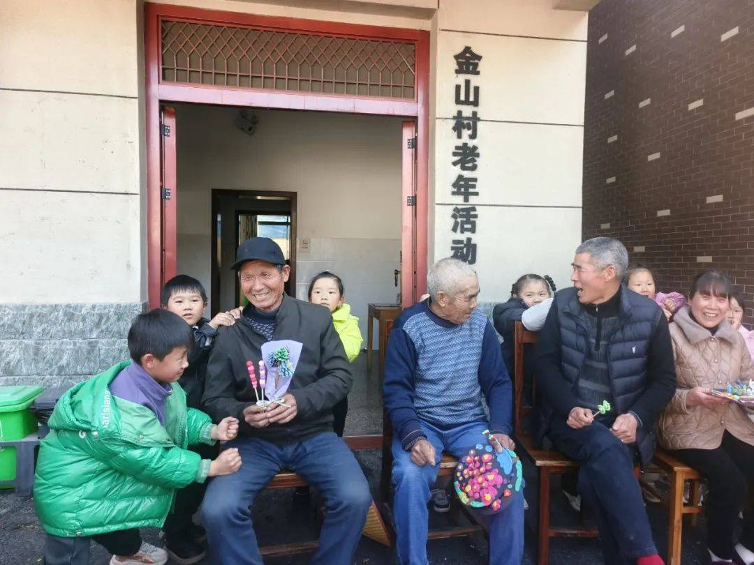学习雷锋星空体育APP好榜样传递青春正能量桐庐学子在行动(图25)