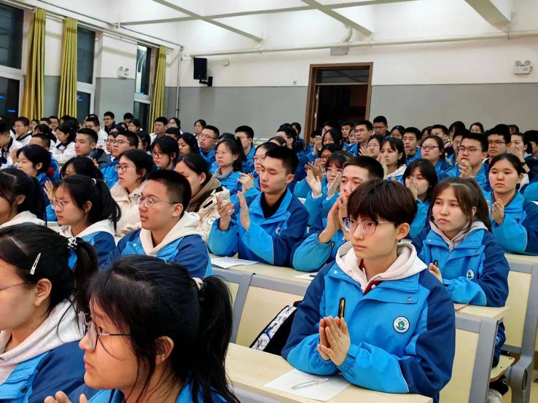 青春向团聚初心,砥砺奋进新征程