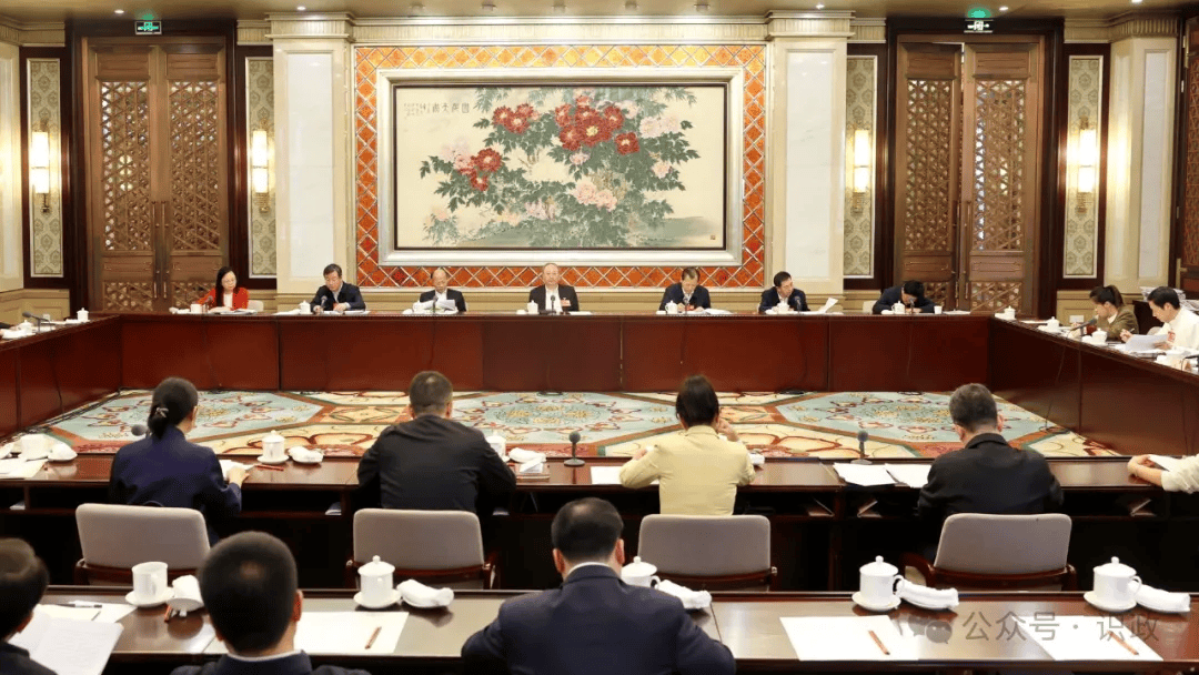 北京市代表团审议全国人大常委会工作报告,尹力、殷勇代表发言_立法_发展_监督法