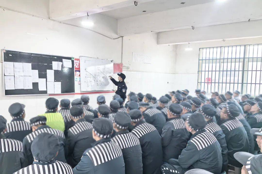 十二监区:"觉醒"教育课堂点亮罪犯新生希望
