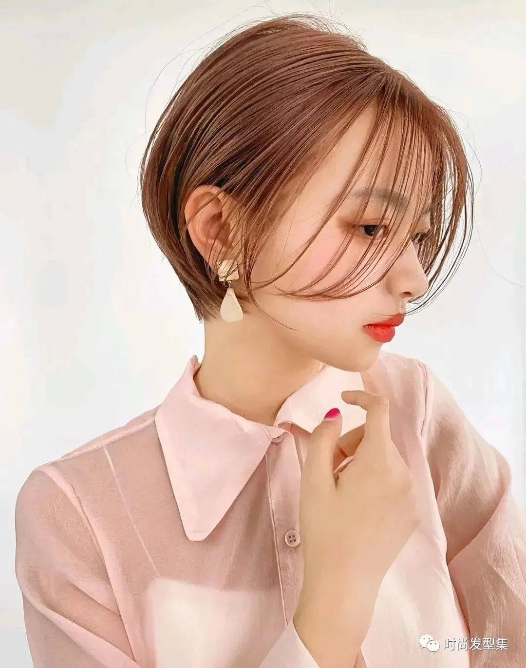 理发店最火发型迷人呀