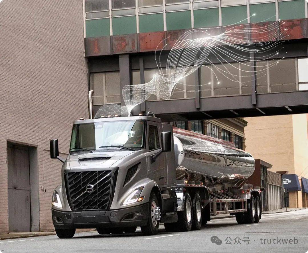 欧洲不能没有长头荷兰人魔改新款沃尔沃fhaero长头牵引车出炉