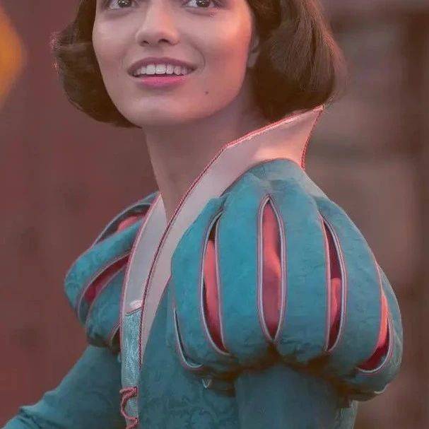 2025年，首部拒绝“洗白”的电影！_白雪公主_马克·韦布_迪士尼