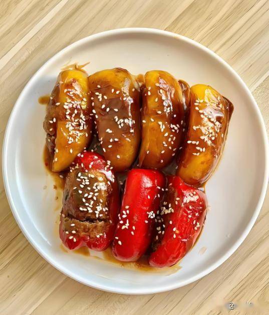 甜椒酿肉食谱_甜椒炒肉丝做法_甜椒嫁接育苗