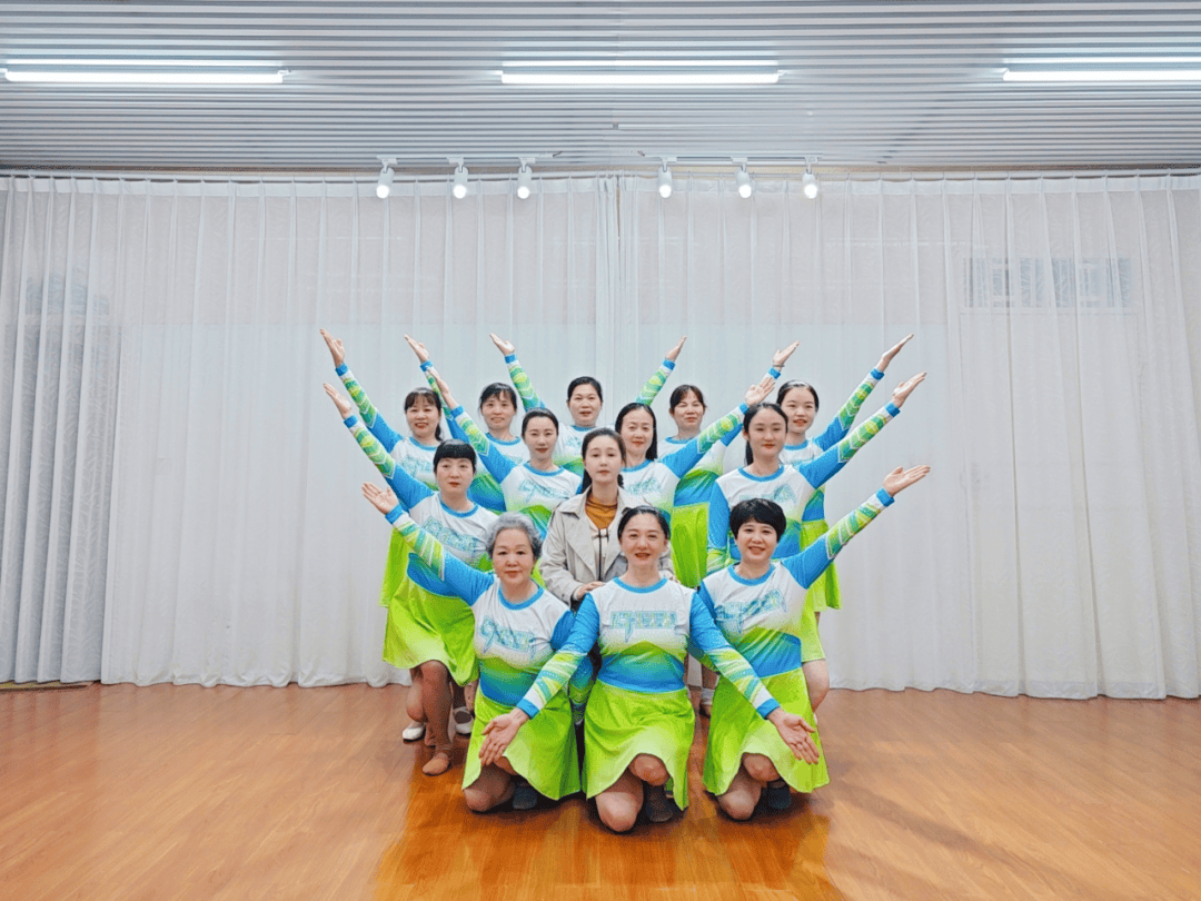 参赛队伍大揭秘→