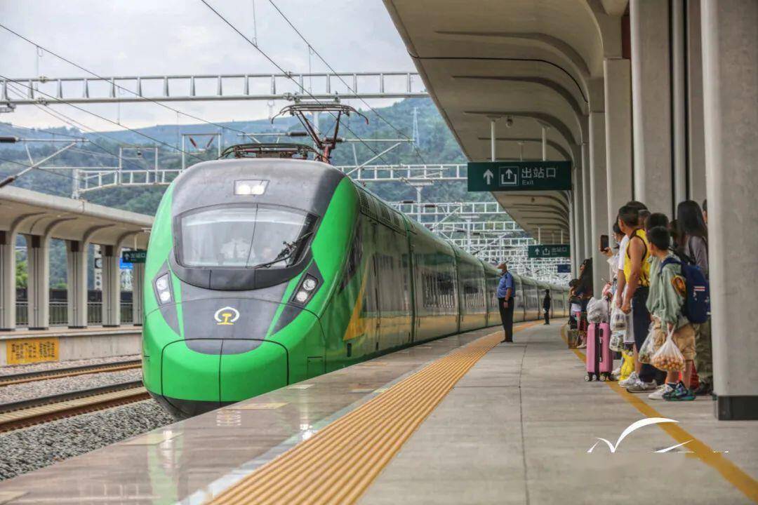 昆大丽临线,中老铁路昆磨段 11款新型票制产品上线