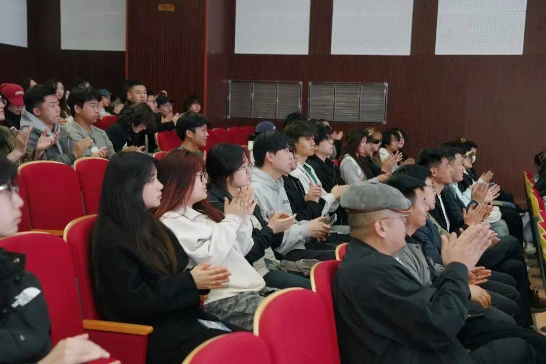 德信体育网址从雕塑看未来(图3)