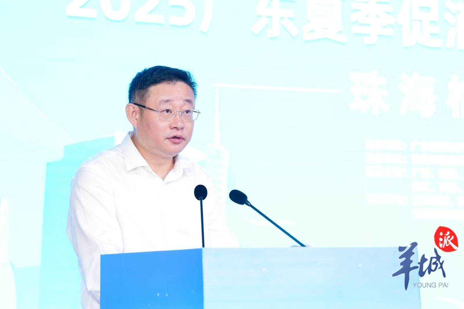 广东省商务厅党组成员,副厅长何军表示,广东省委,省政府高度重视促