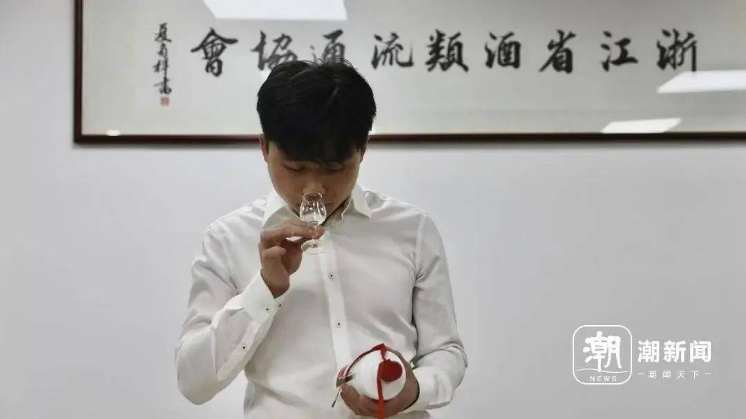 记者调查假茅台销售屡现社交平台：一眼假但官方app扫码为真金年会- 金年会体育- 官方网站