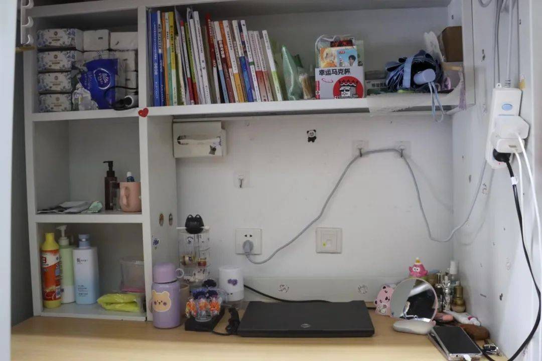 宿舍书桌百态,哪一款是你的真实写照?