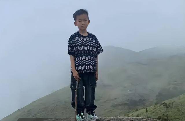 8岁男孩在第5天失去了好消息，搜寻和救援圈确认