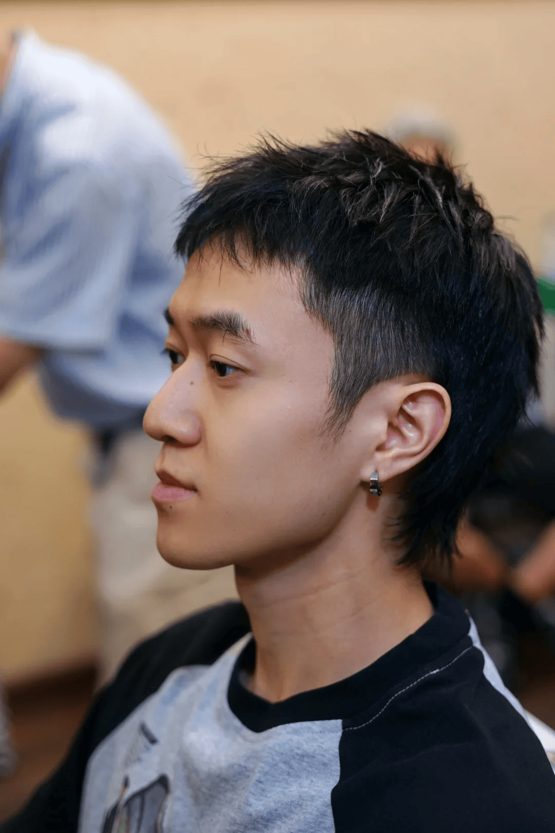 前刺 狼尾发型简直是2025颜值密码! 层次感炸裂