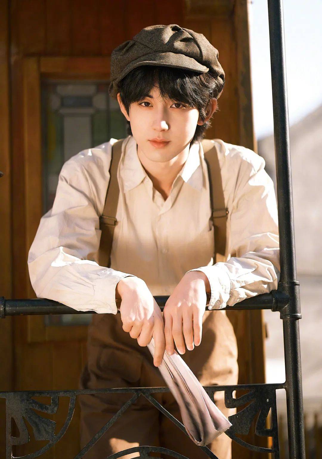 在黑马古装剧《太子妃升职记》中,郭俊辰首次亮相,饰演精灵搞怪的杨严