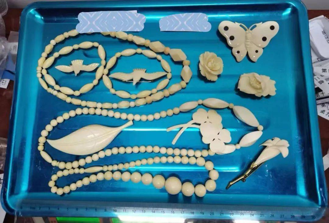 石家庄海关向河北省林业和草原局移交65件象牙制品 石家庄海关向河北省林业和草原局移交65件象牙制品