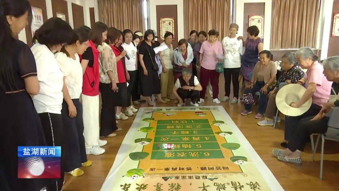 吃瓜社区我们的节日·端午丨缝香囊、包粽子热热闹闹过端午  第5张