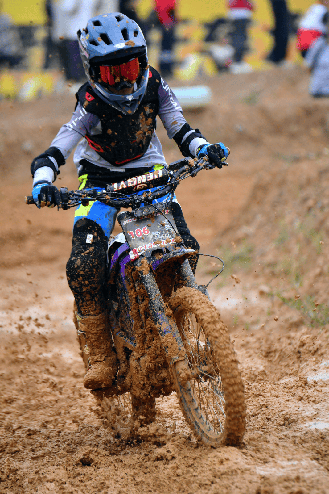 2025广东省越野摩托车大奖赛克服挑战突破极限