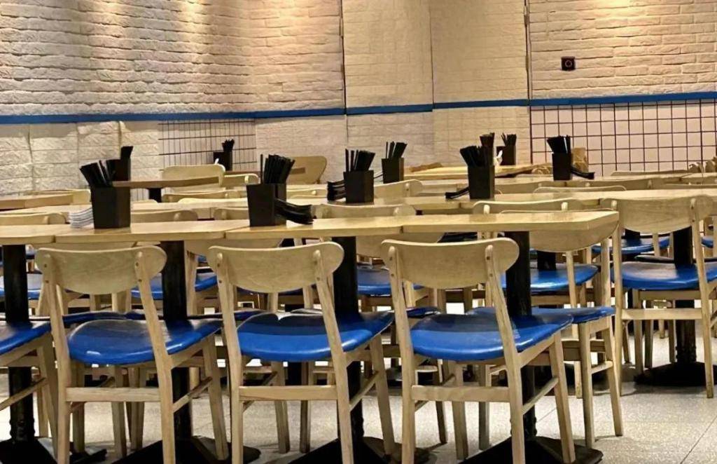新手开餐饮店是赚还是赔？算清楚这笔账就明白了