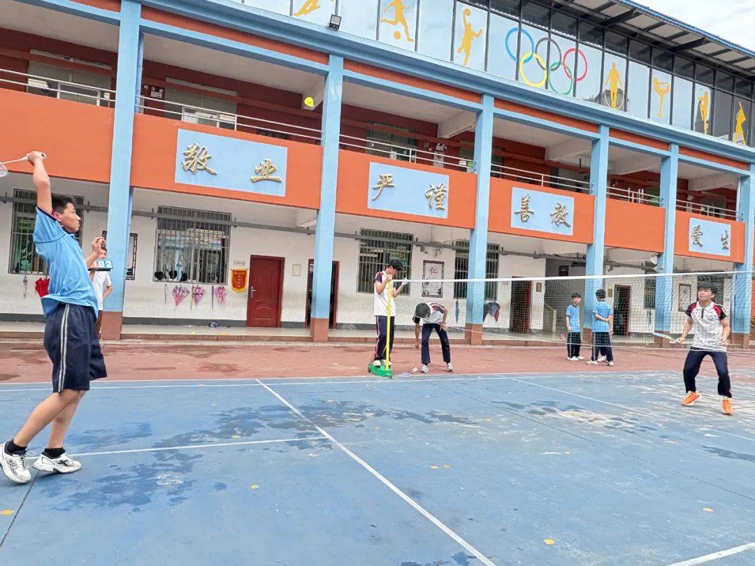 为什么船埔镇越来越多的家长选择这个学校?原因在这里!