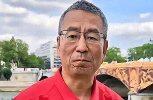 “央视一哥”白岩松:身患抑郁症,曾多次想不开,56岁白发满头_妻子_朱宏钧_工作