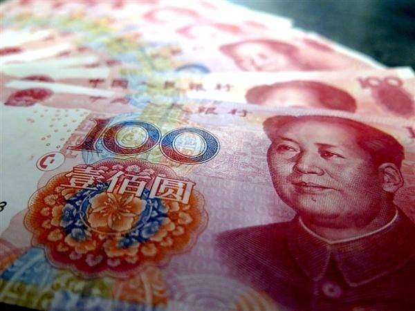 很多用户正持币等抢！雷军：小米YU7留资量是SU7三倍 7月上市