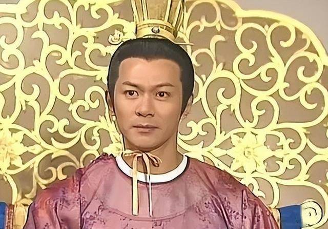 港剧皇帝专业户谁演得最像?提名这9位,个个霸气十足不怒自威