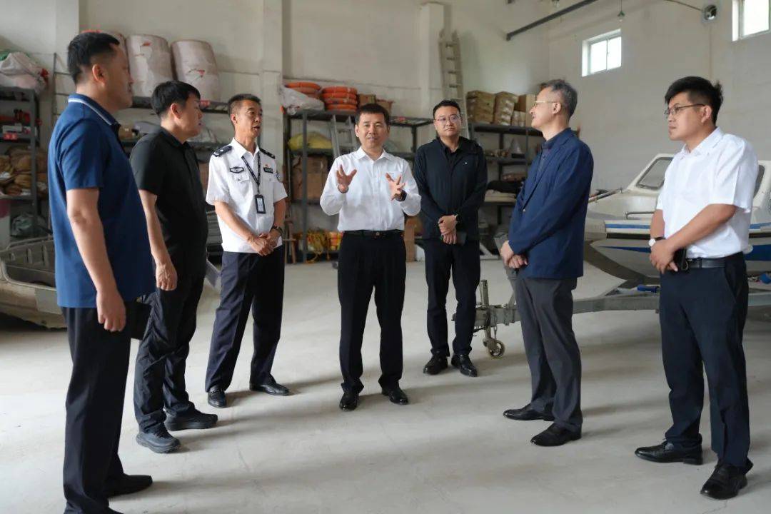 一品色:赵丕显到弓长岭区调研检查防汛和安全生产工作时强调 时刻保持警惕 扎实防范应对 确保人民群众生命财产安全和社会大局稳定