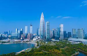 【深圳特区报】深圳又添一新地标 平安信用卡全球总部大厦竣工_建筑_王志明_南山