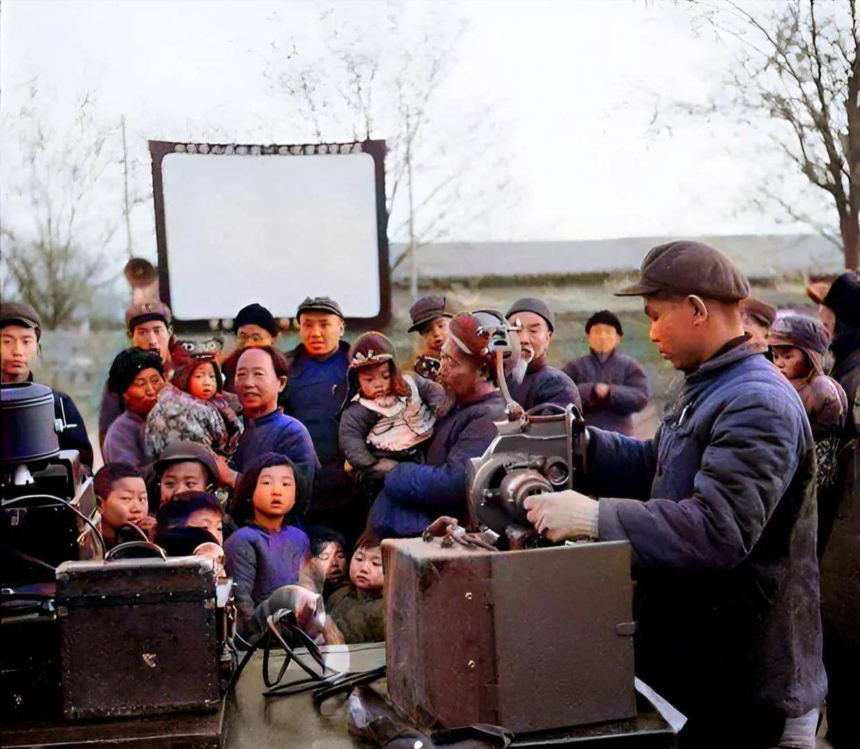 这是6070年代罕见老照片那时的生活是这样的满满都是回忆