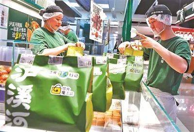 带着空间去修行:“不是白天买不起，而是晚上更有性价比！”