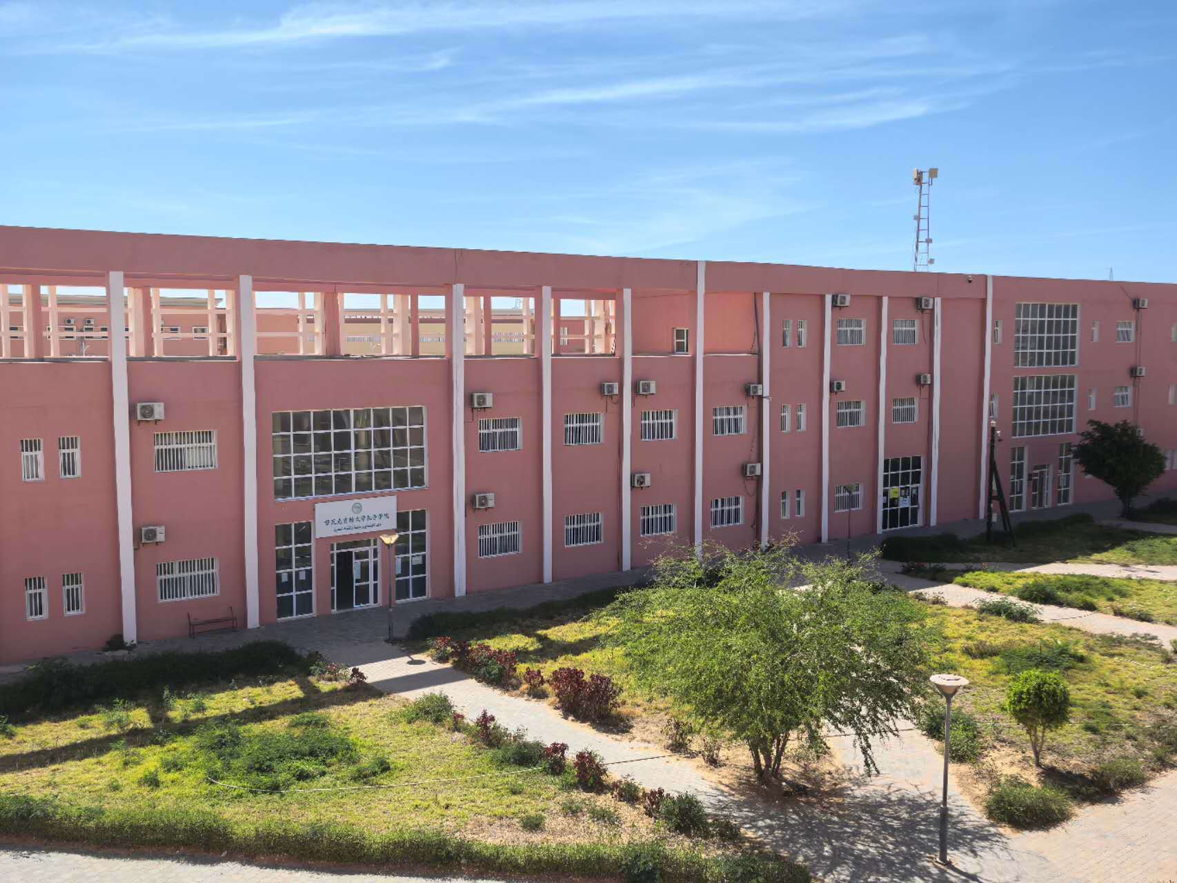 资讯有故事丨他们为毛里塔尼亚学生翻开了解我国和国际的窗口