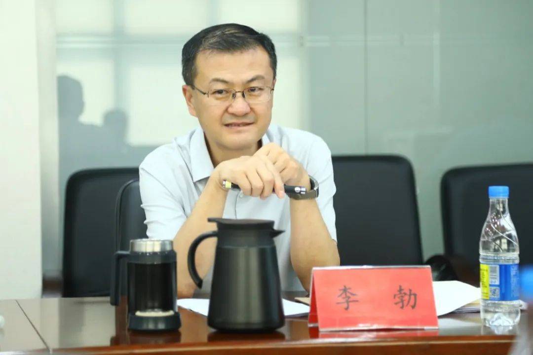 国际交往,科技创新,生态休闲,品质消费四个方面,介绍了将台乡基本情况