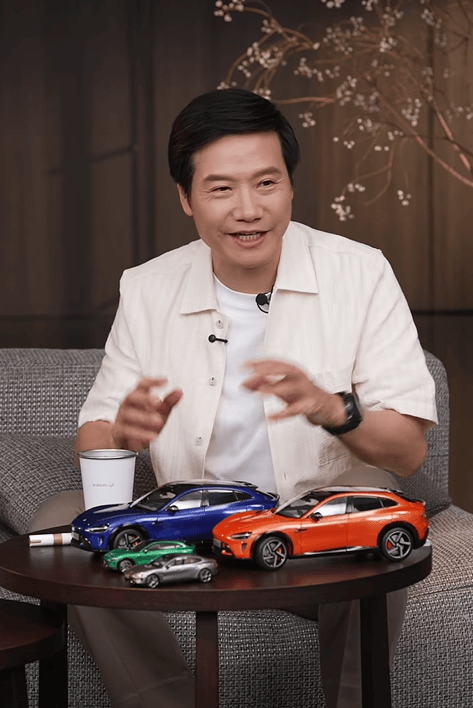 “个别车企销售诋毁歪曲，大可不必”！雷军时隔3个月再直播，回应一切！“YU7车主，平均33岁，女性占比30%，超一半用苹果手机”