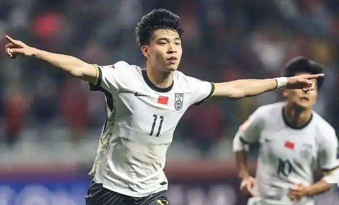 国足新帅久尔杰维奇大洗牌：开除3人弃用张玉宁，下轮挑战日本队