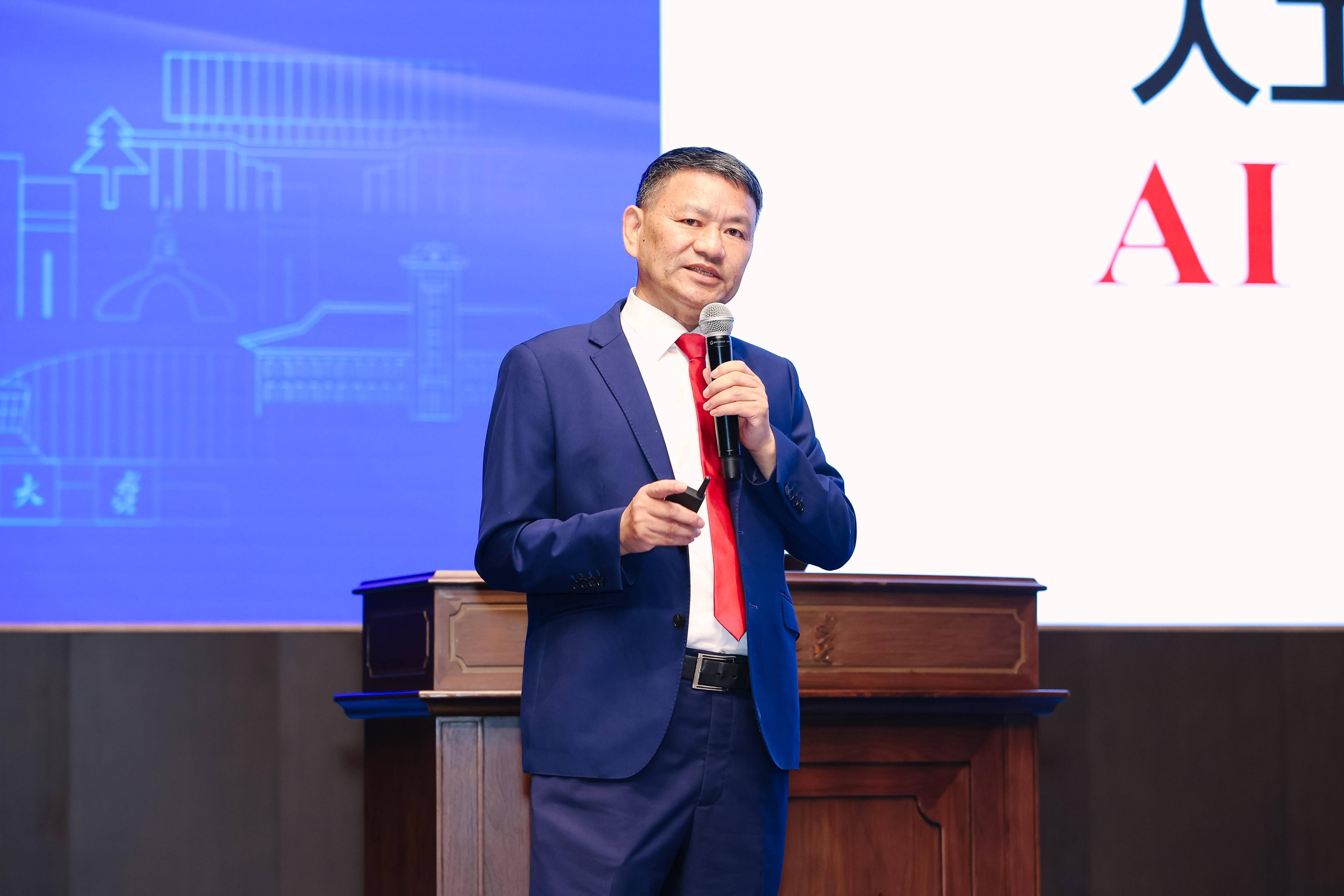 中国科学院院士谭蔚泓:ai赋能生物医学成为定量科学