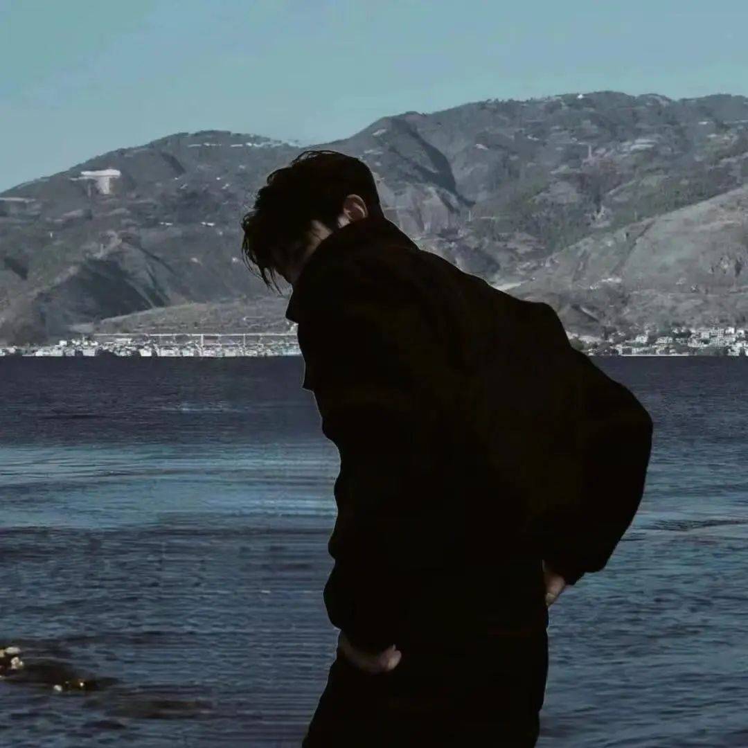 情侣头像▏成熟稳重情头